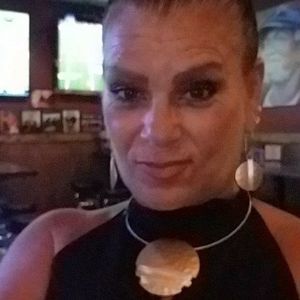 Meet your Posher, Sylvia